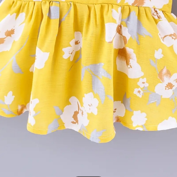 NEW Yellow and White Dress with matching Bonnet - Picture 7 of 9